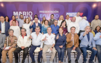 Presenta Mario Riestra al equipo por Puebla hacia la presidencia municipal Presenta Mario Riestra al equipo por Puebla hacia la presidencia municipal