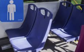 Impulsan exhorto para garantizar asientos a personas con discapacidad en transporte público